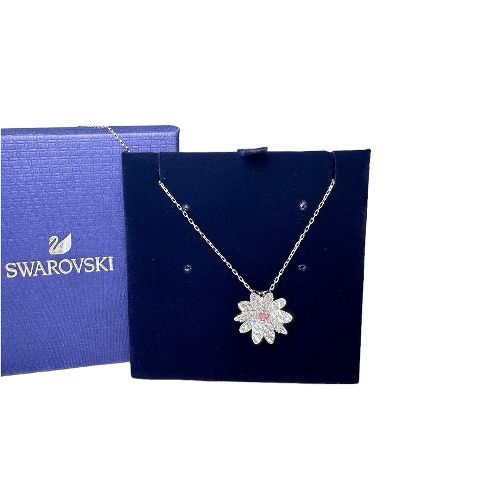 Swarovski Eternal Flower pendant Flower, Pink, Mixed metal finish